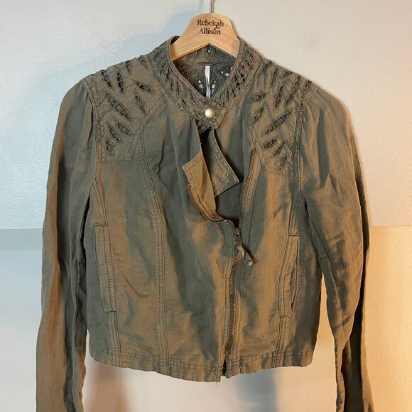 Free People Moto Jacket Cutwork Asymmetrical Zip Green Cropped Jacket SZ 4 EUC - Picture 6 of 12
